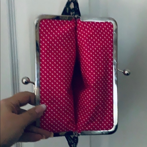 VINTAGE INSPIRED CLUTCH - Picture 4 of 6